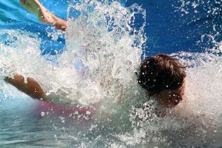 V Plzni odstartovaly tradiční festivaly, v sobotu je dusil hic - Novinky